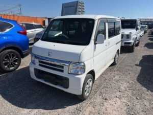Honda vamos kei van front view