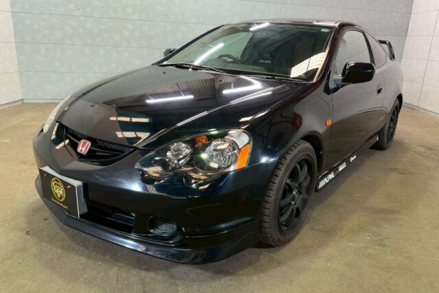 DC5 front view