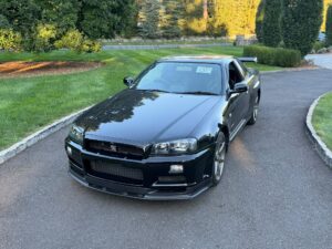 Nissan Skyline GT-R M-SPEC front photo