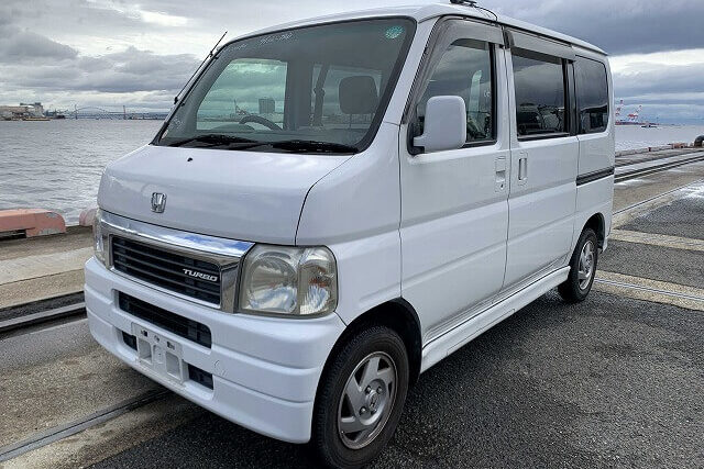 Honda vamos front view