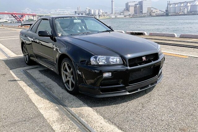 Nissan Skyline GTR Mspec front view